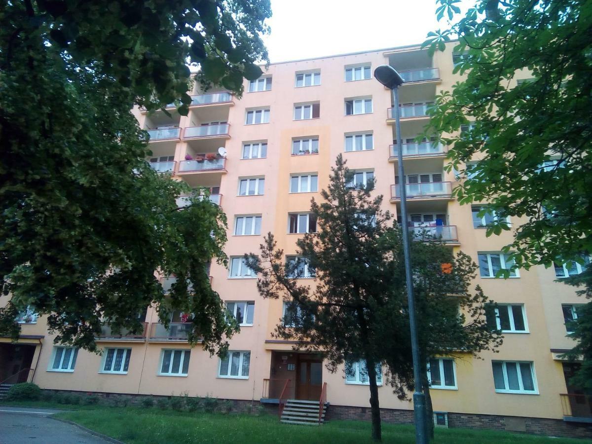 Studio Type Lägenhet Plzeň Exteriör bild